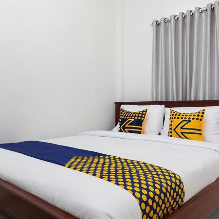 Spot On 2063 Bethania Residence Купанг Екстериор снимка