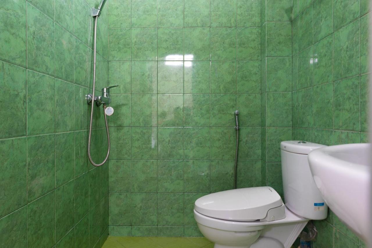 Spot On 2063 Bethania Residence Купанг Екстериор снимка